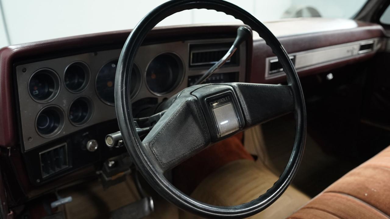 1984 Chevrolet C30 Silverado 454