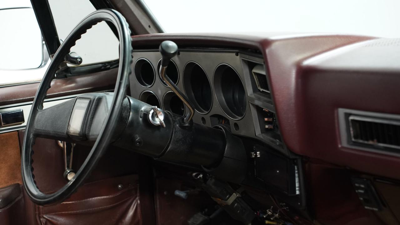 1984 Chevrolet C30 Silverado 454