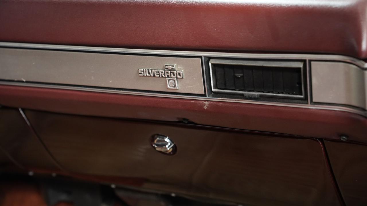 1984 Chevrolet C30 Silverado 454