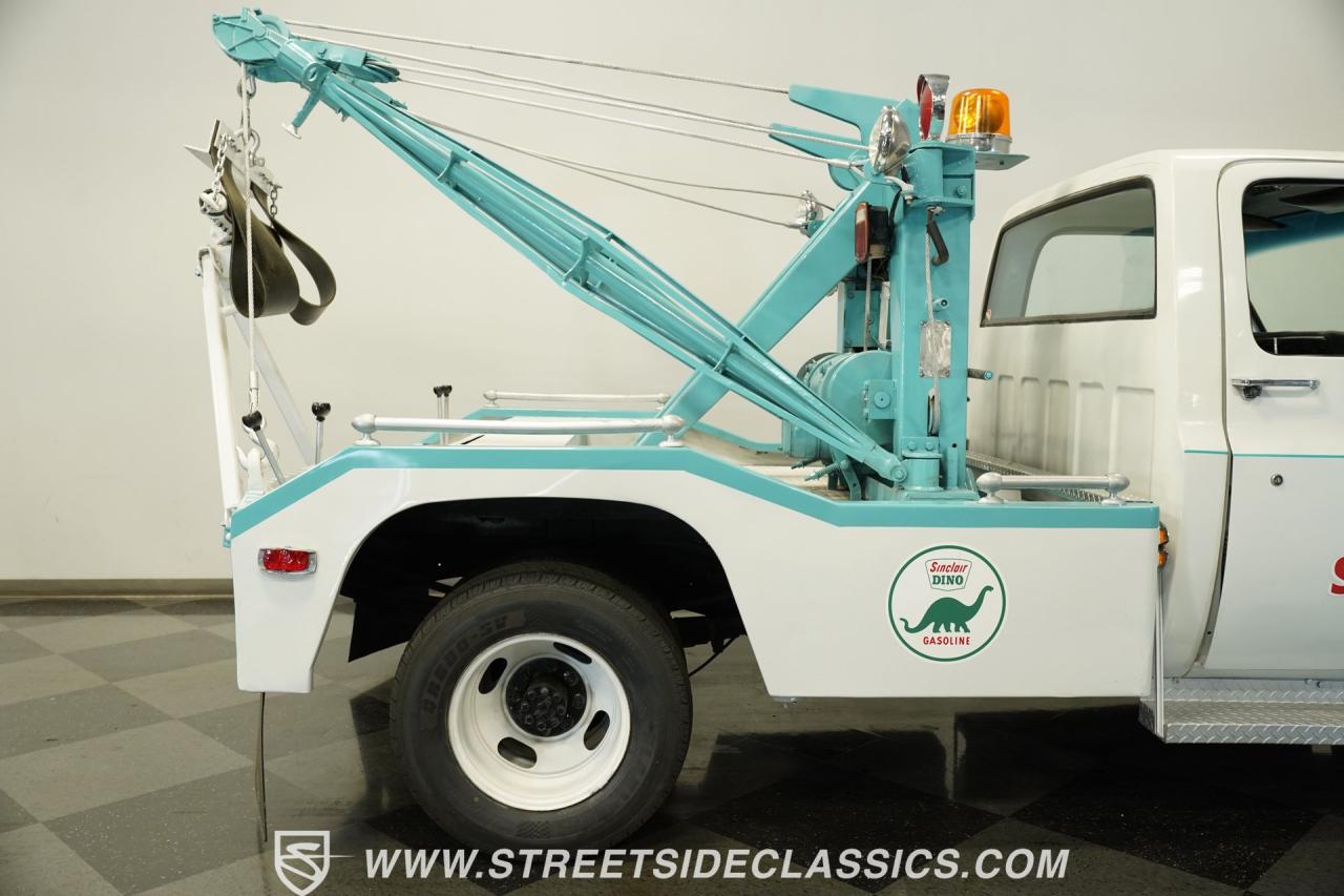 1973 Chevrolet C30 Wrecker