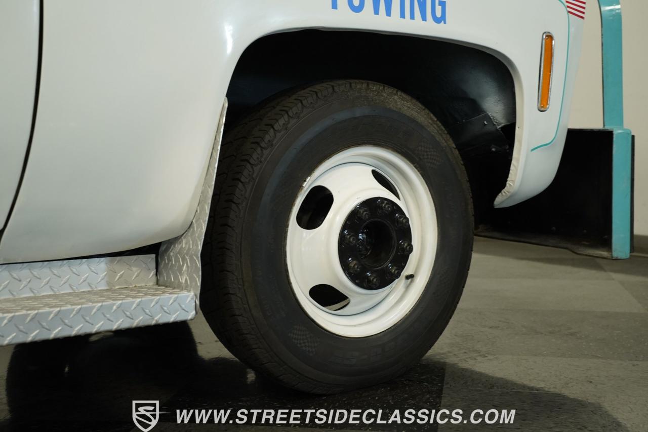 1973 Chevrolet C30 Wrecker