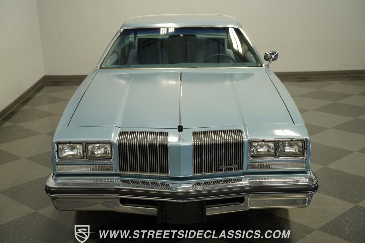 1977 Oldsmobile Cutlass Salon