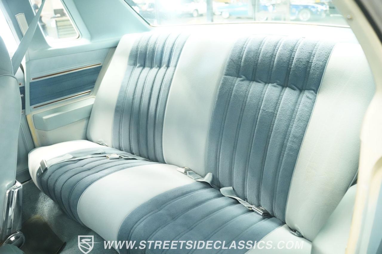 1977 Oldsmobile Cutlass Salon