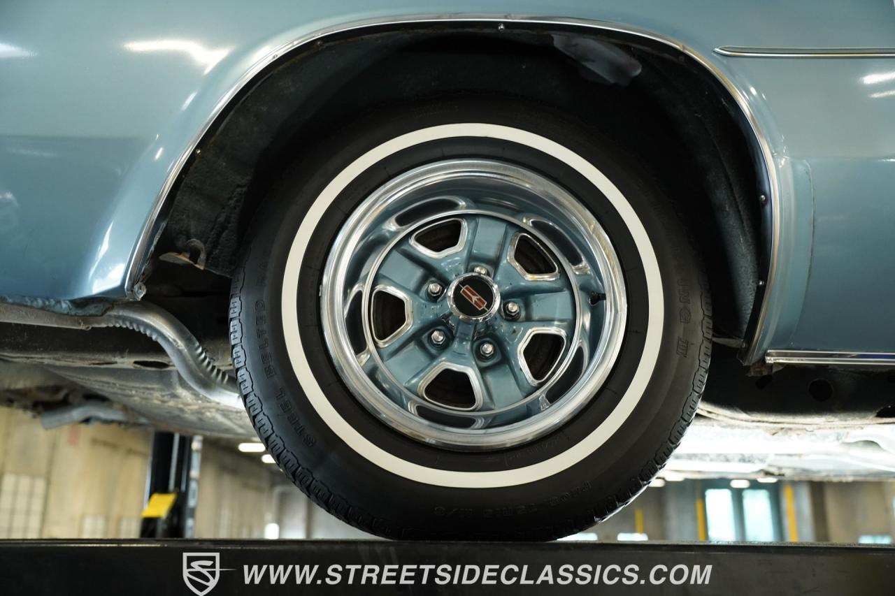 1977 Oldsmobile Cutlass Salon