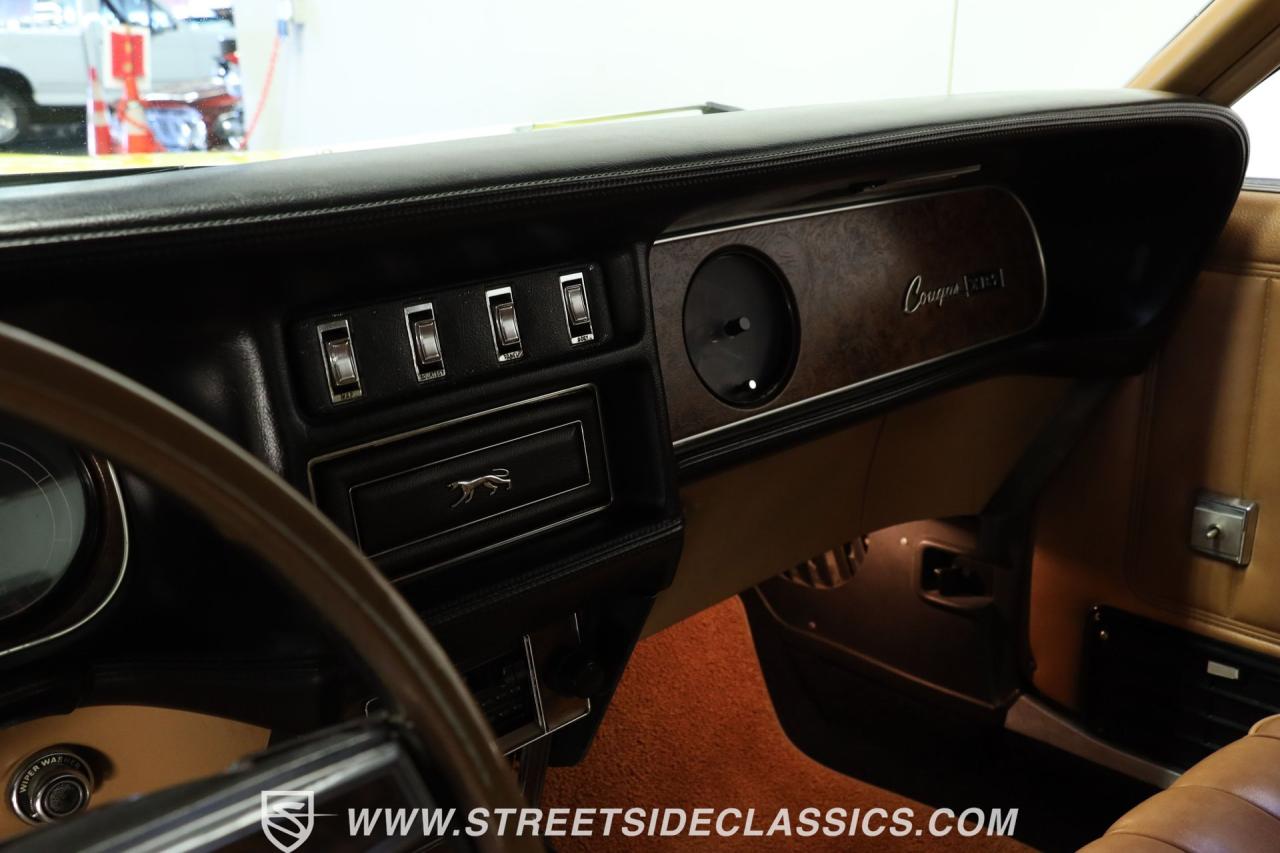 1969 Mercury Cougar XR7