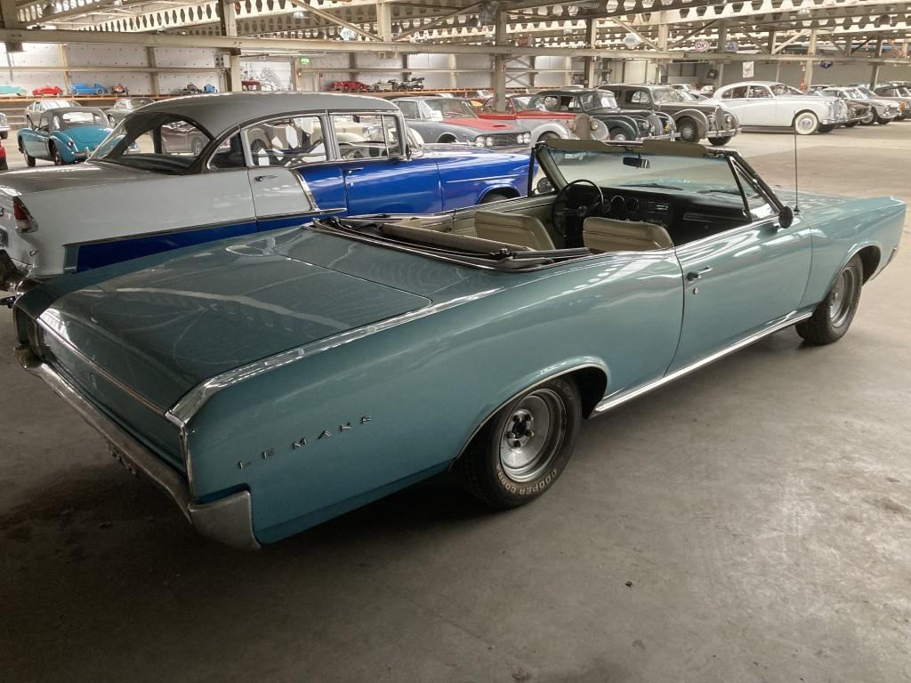 1966 Pontiac Le mans