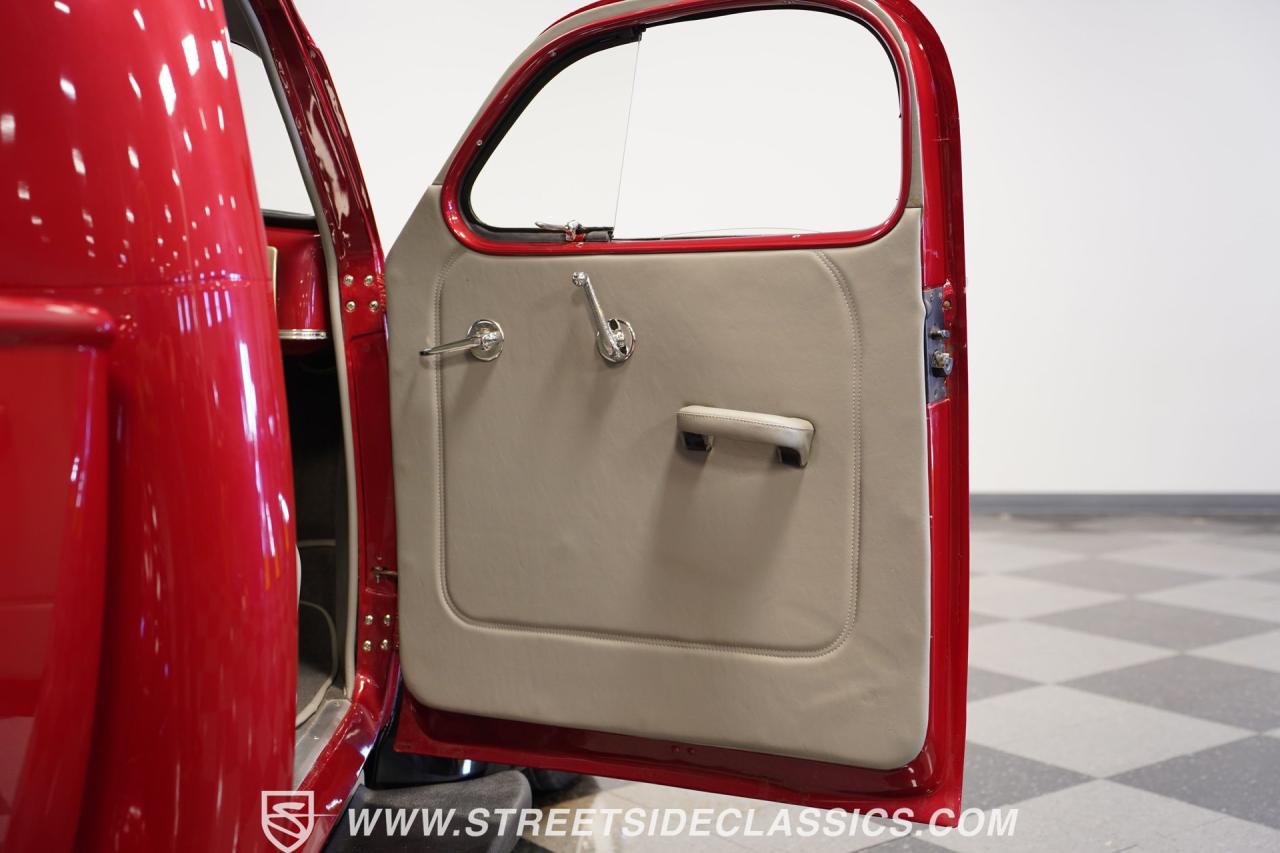 1939 Studebaker Coupe-Express Pickup