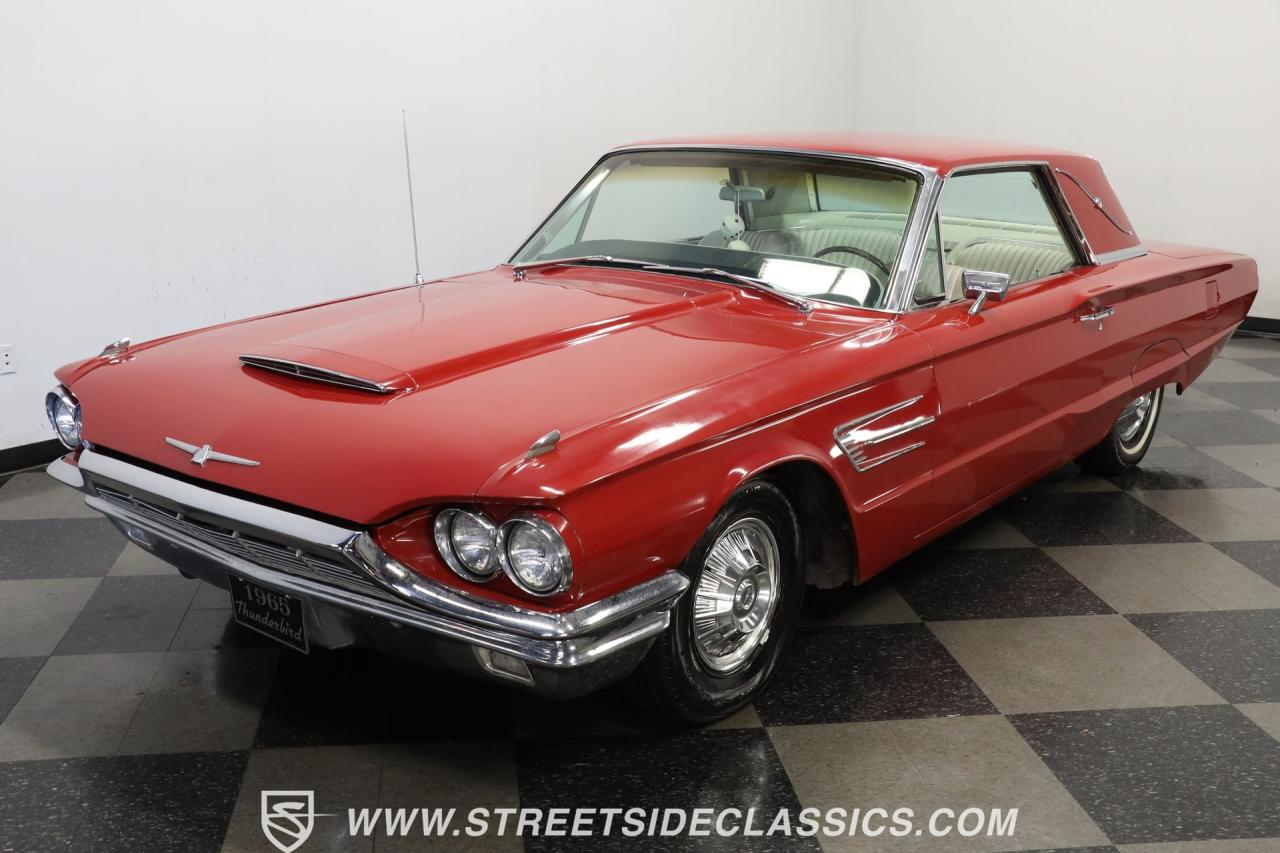 1965 Ford Thunderbird