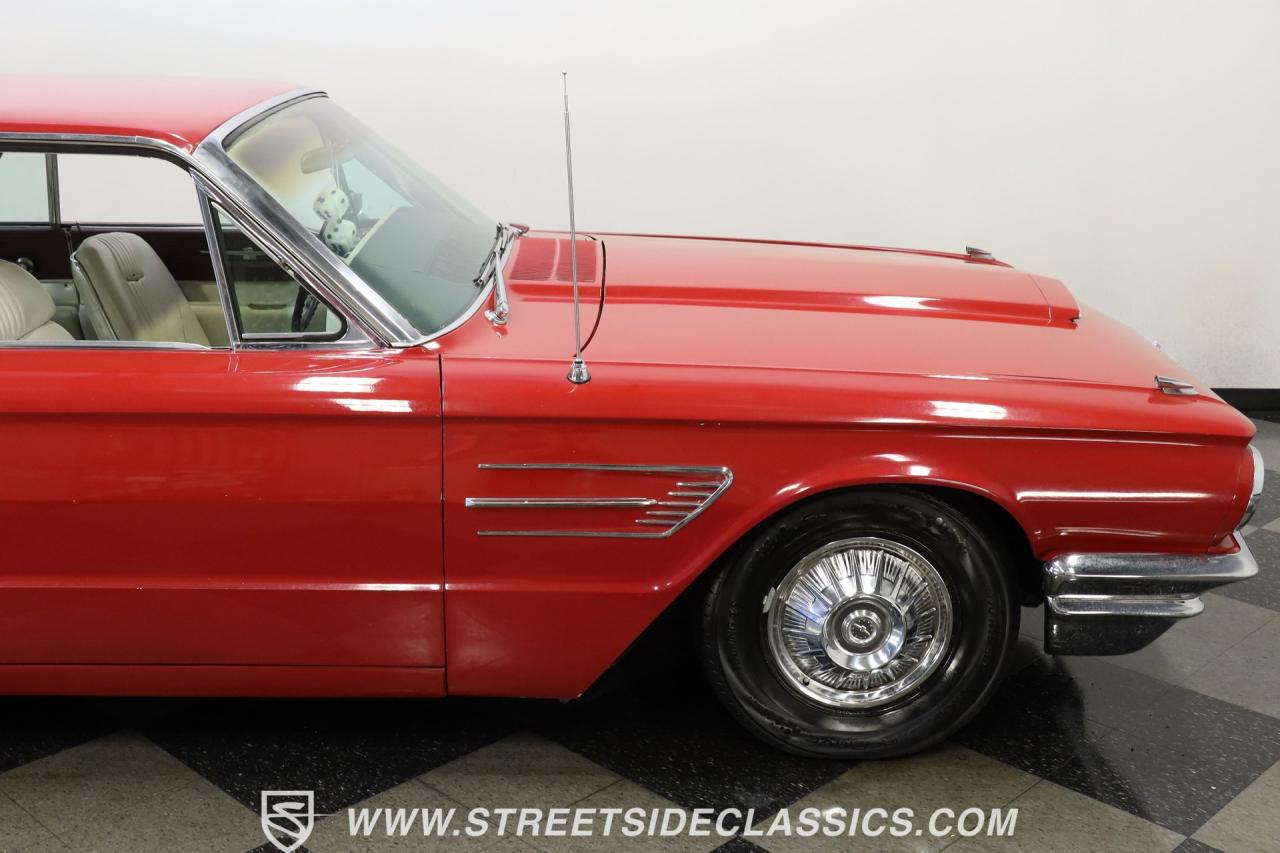 1965 Ford Thunderbird