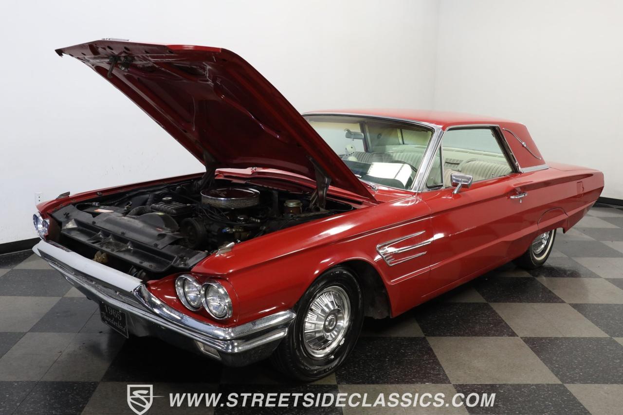 1965 Ford Thunderbird