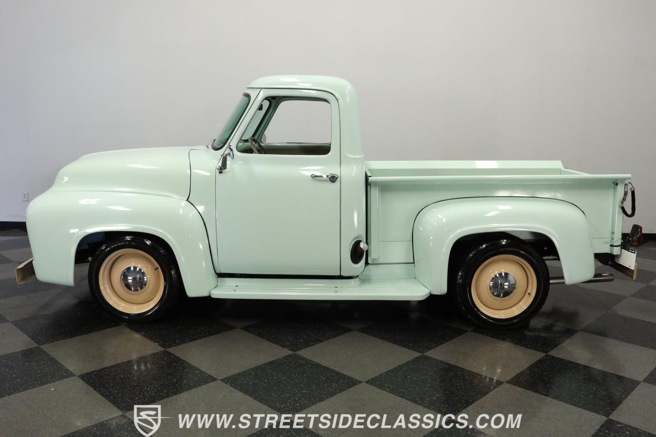 1954 Ford F-1 Restomod