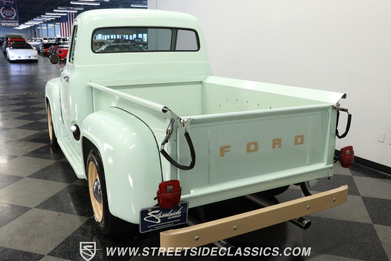 1954 Ford F-1 Restomod