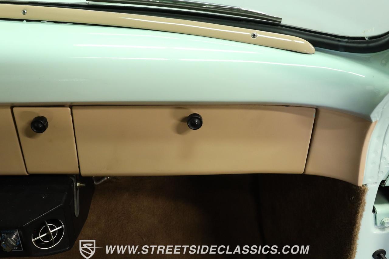 1954 Ford F-1 Restomod