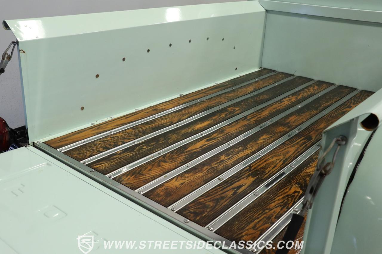 1954 Ford F-1 Restomod