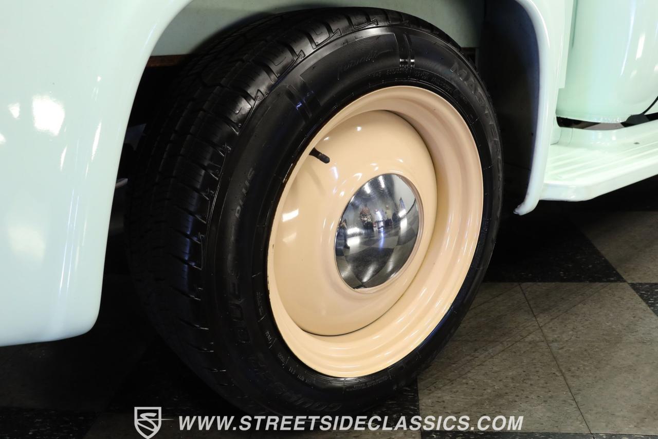 1954 Ford F-1 Restomod