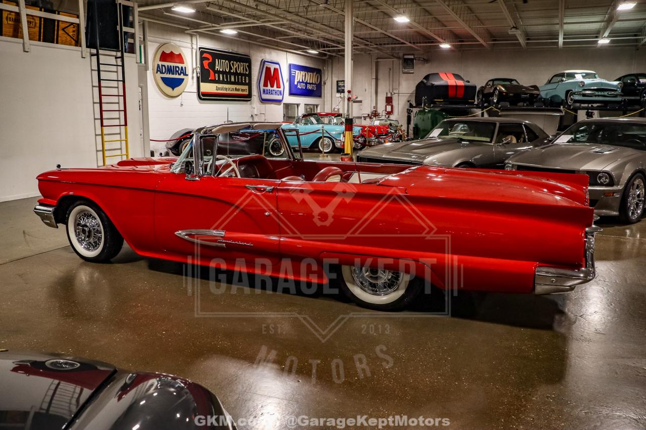 1959 Ford Thunderbird