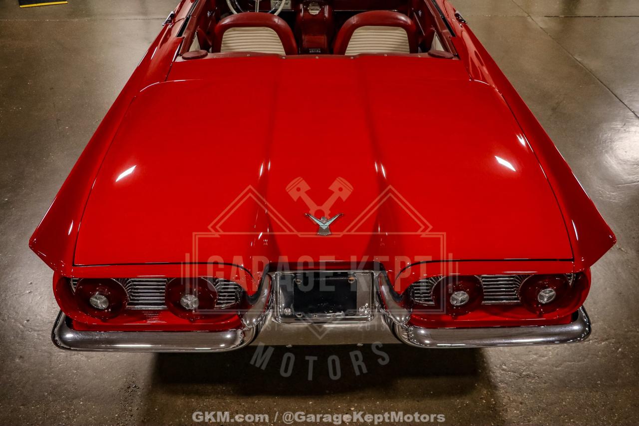 1959 Ford Thunderbird