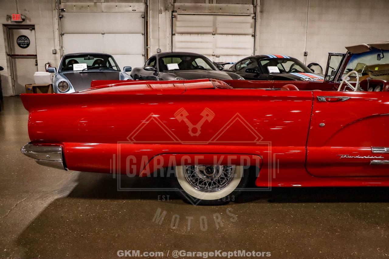 1959 Ford Thunderbird
