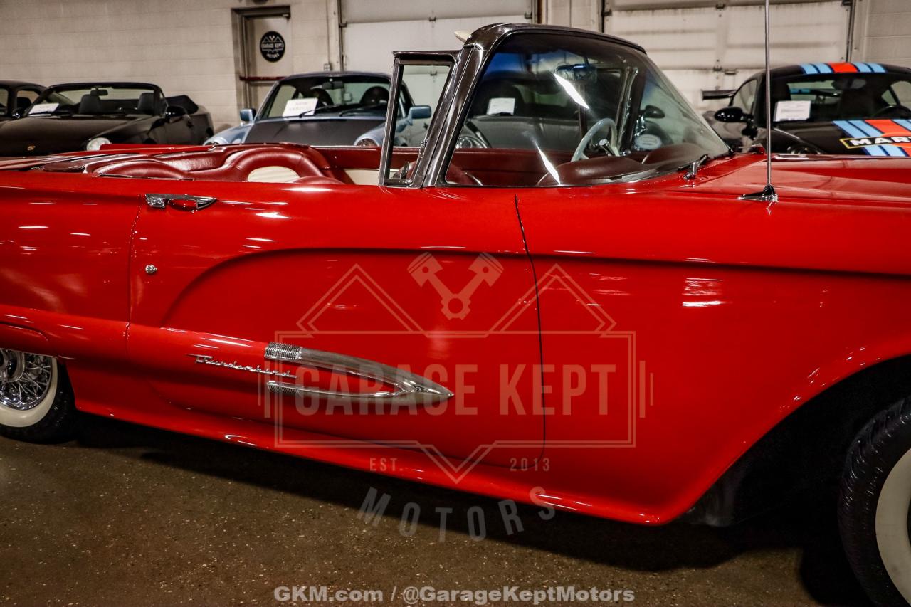 1959 Ford Thunderbird