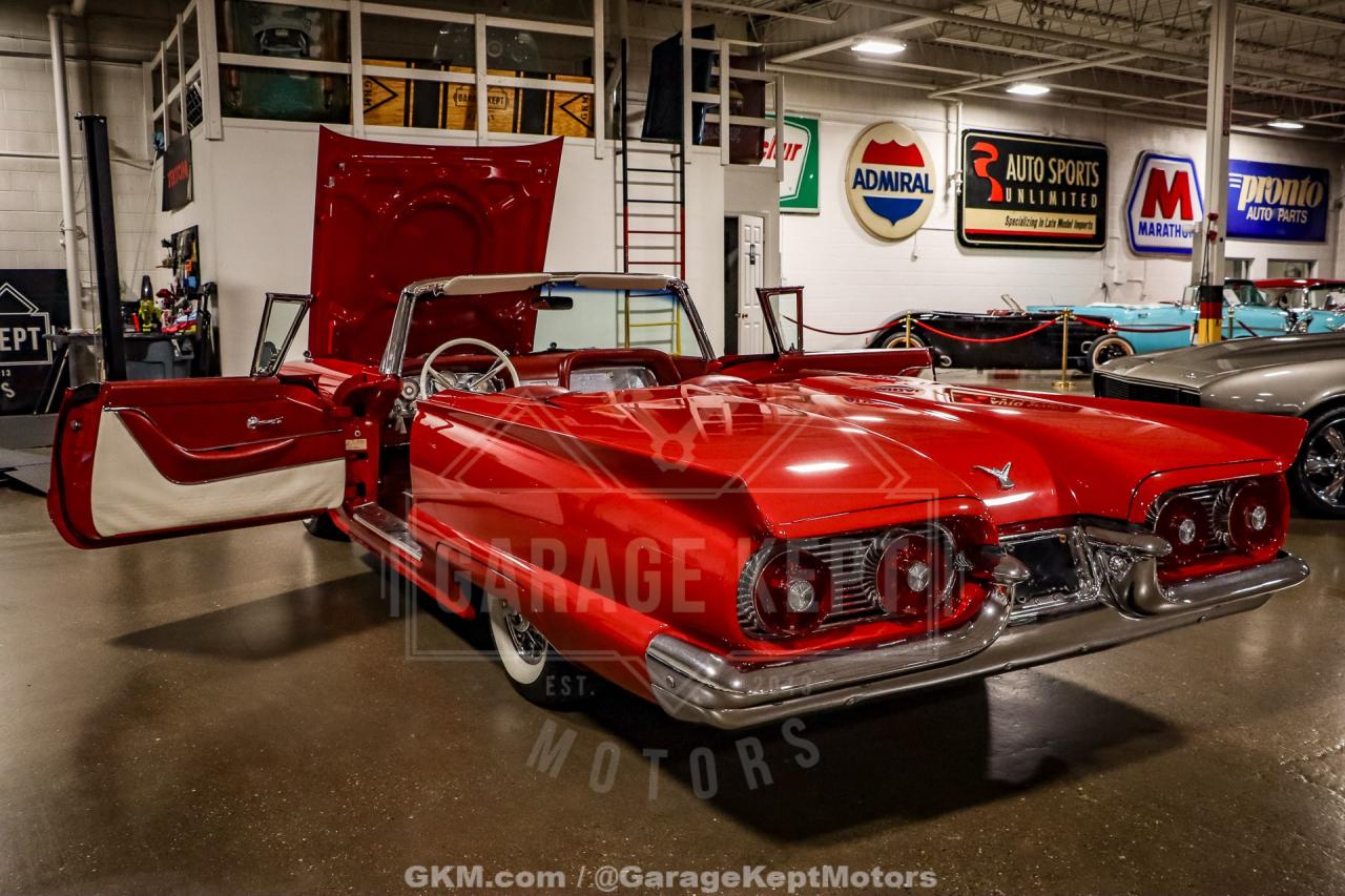 1959 Ford Thunderbird
