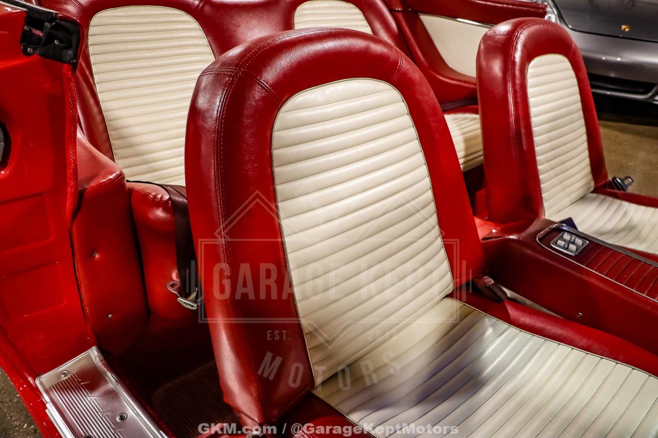 1959 Ford Thunderbird