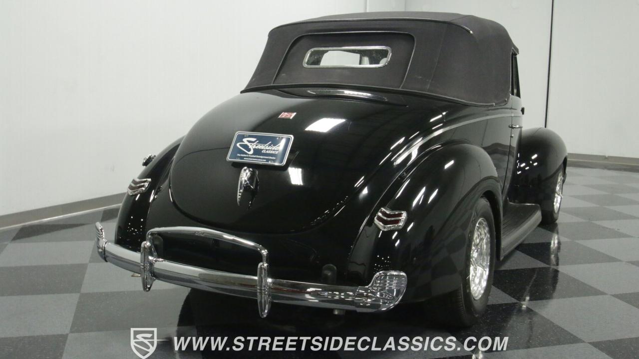1940 Ford Deluxe Convertible
