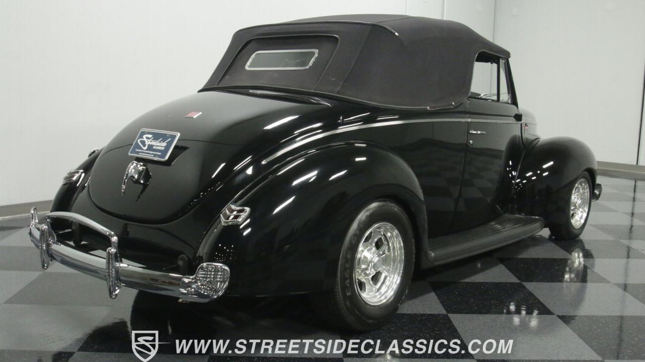 1940 Ford Deluxe Convertible