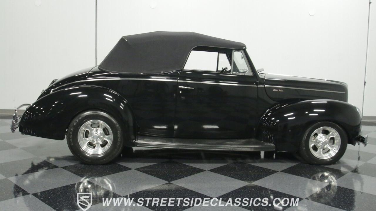 1940 Ford Deluxe Convertible