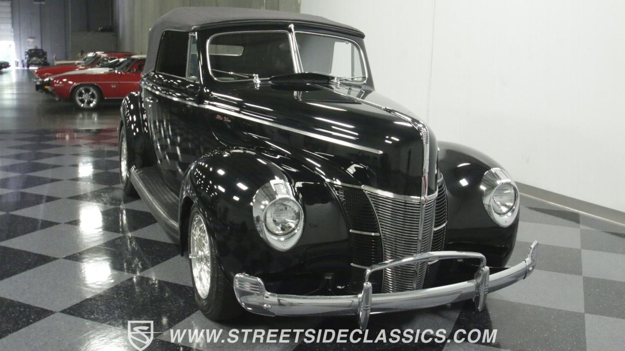 1940 Ford Deluxe Convertible