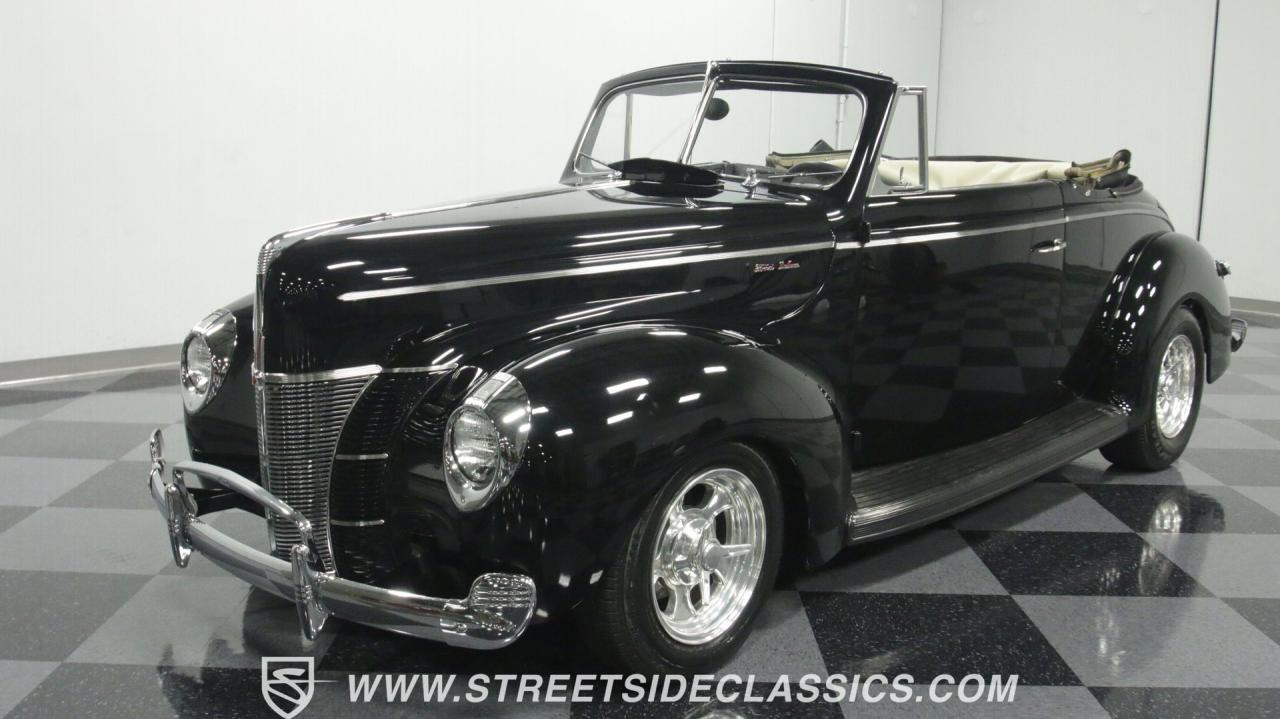 1940 Ford Deluxe Convertible