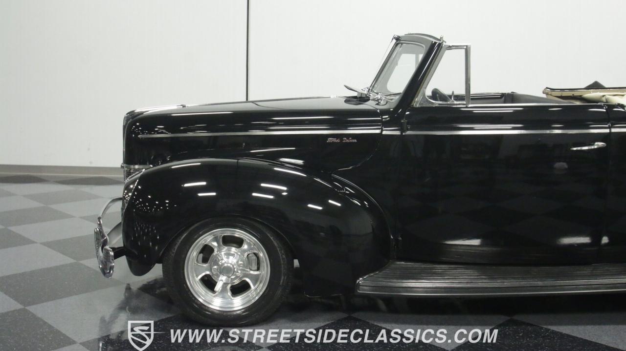 1940 Ford Deluxe Convertible