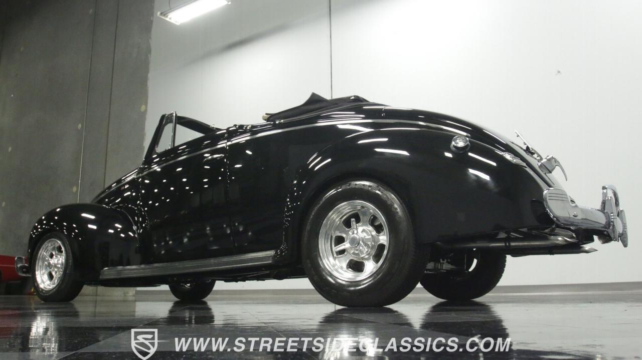 1940 Ford Deluxe Convertible
