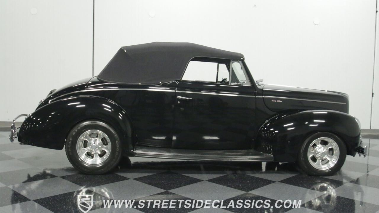 1940 Ford Deluxe Convertible