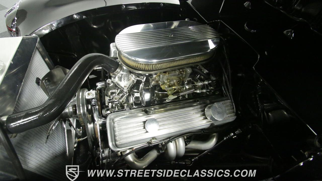 1940 Ford Deluxe Convertible