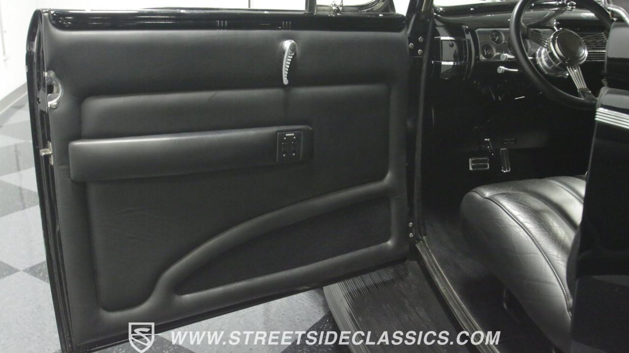 1940 Ford Deluxe Convertible