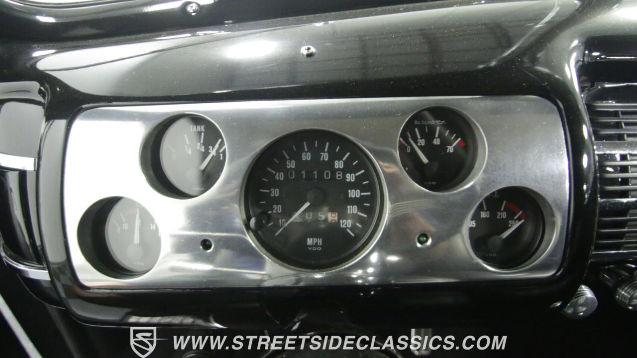 1940 Ford Deluxe Convertible