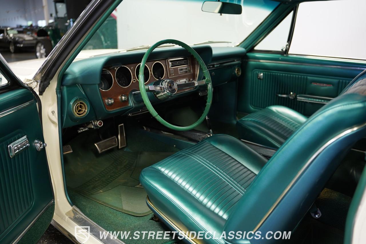 1966 Pontiac GTO Tri Power