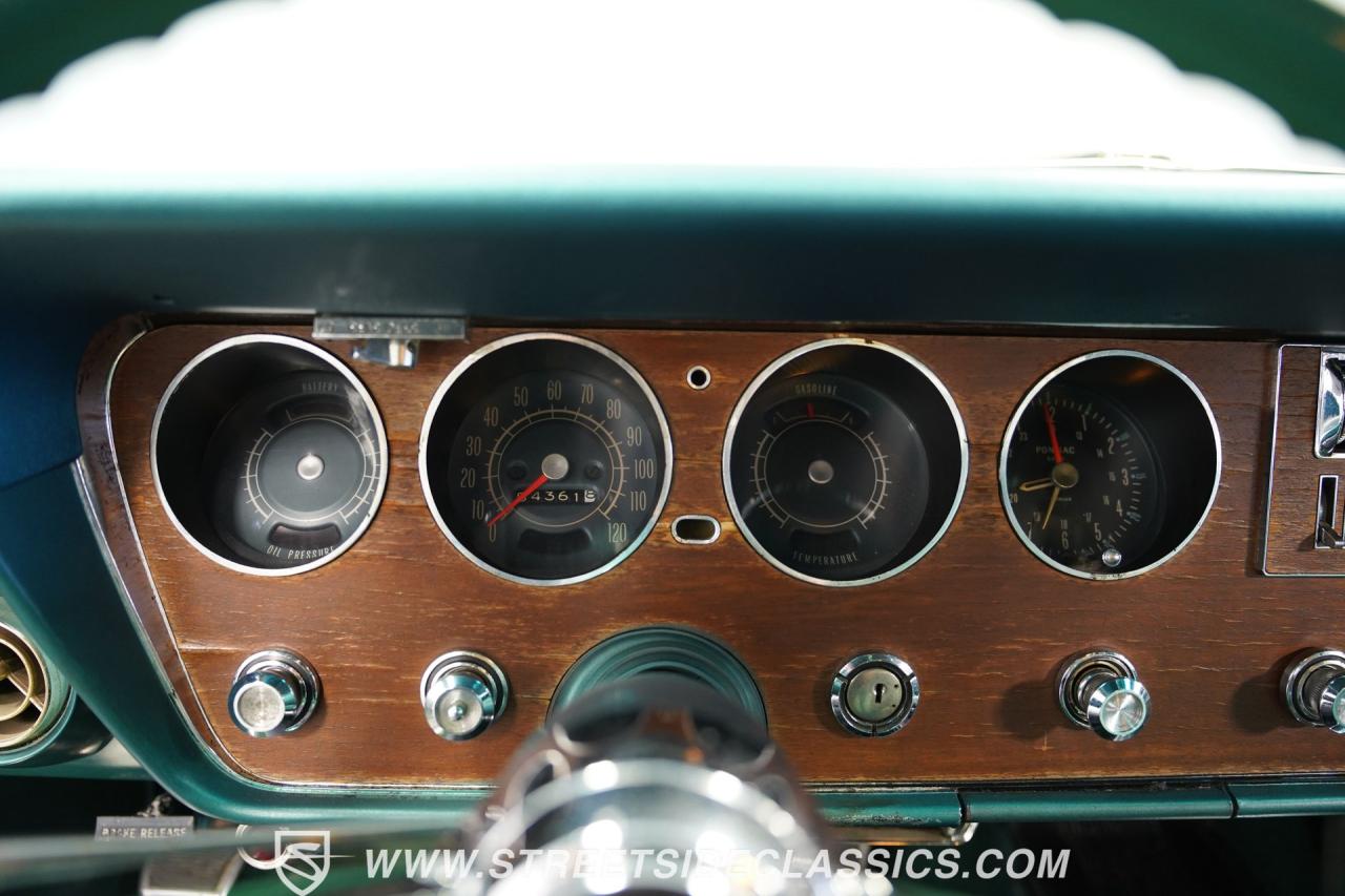 1966 Pontiac GTO Tri Power