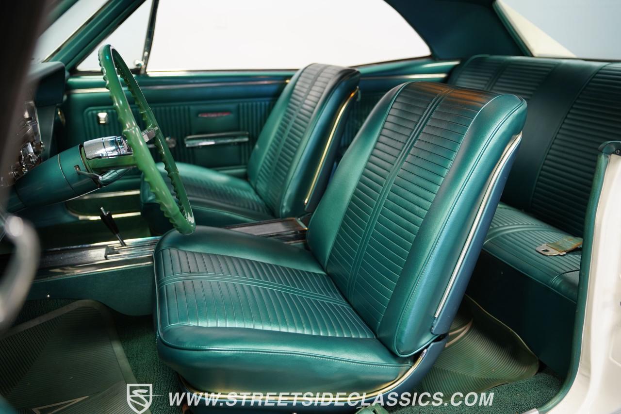 1966 Pontiac GTO Tri Power