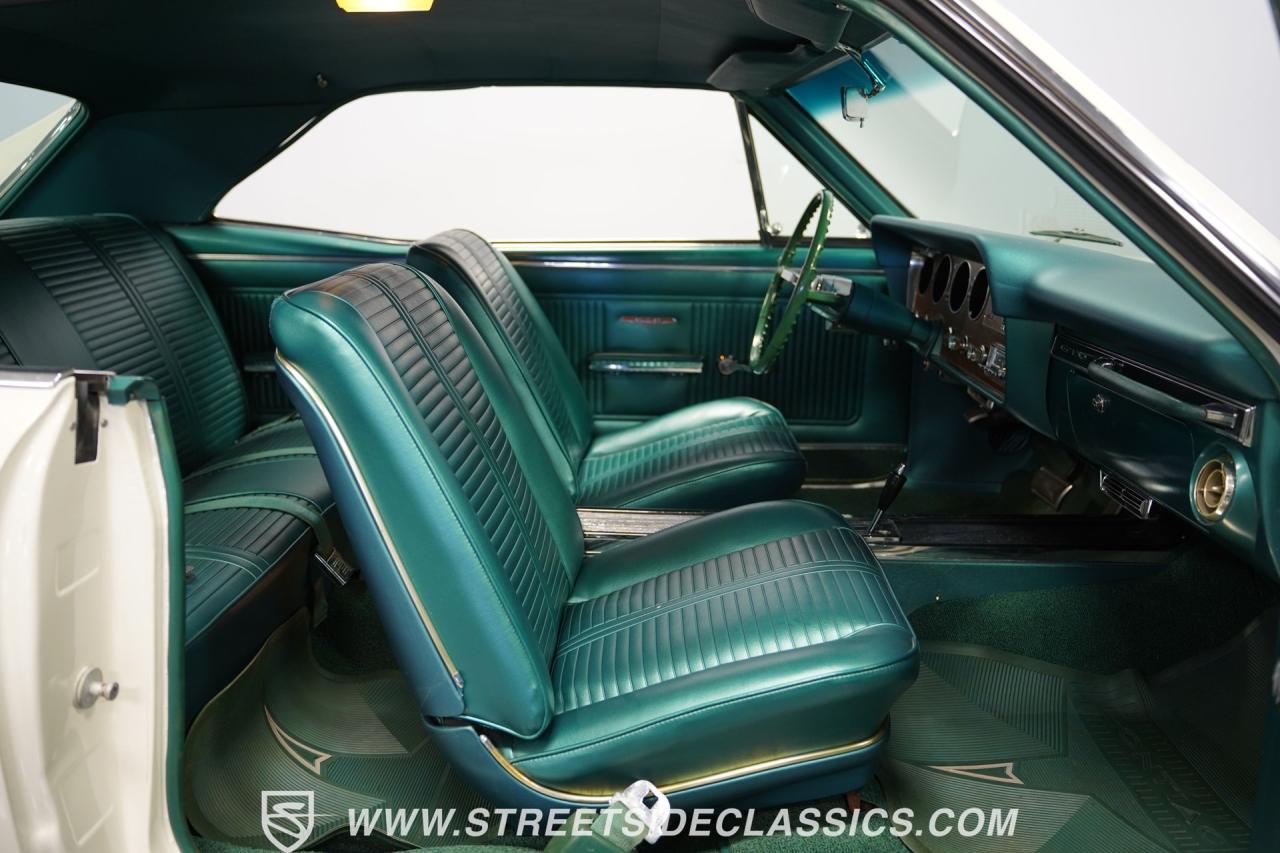 1966 Pontiac GTO Tri Power