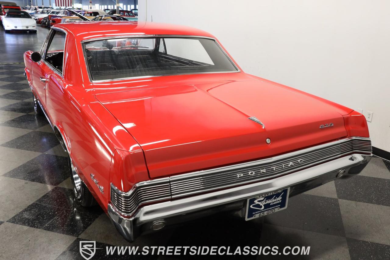 1965 Pontiac GTO Tri Power