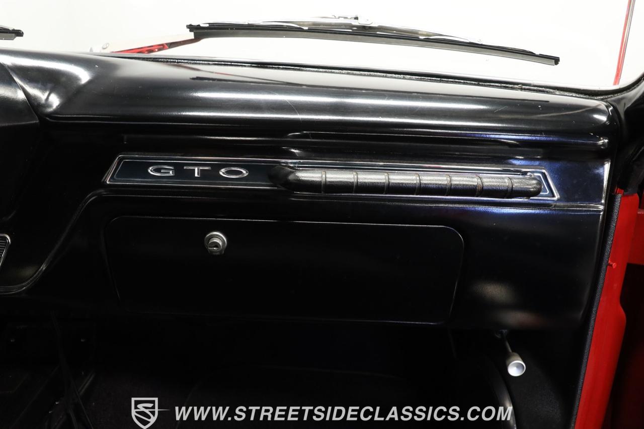 1965 Pontiac GTO Tri Power