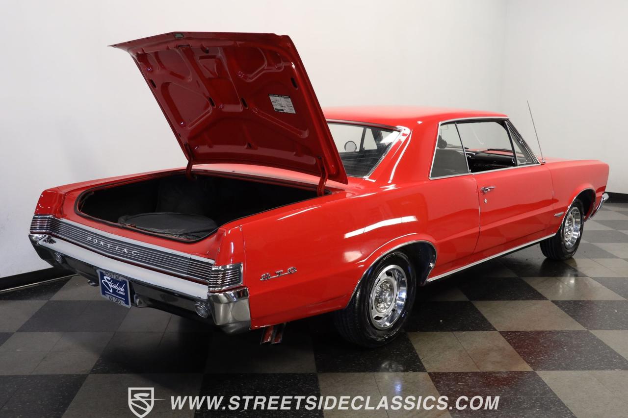 1965 Pontiac GTO Tri Power