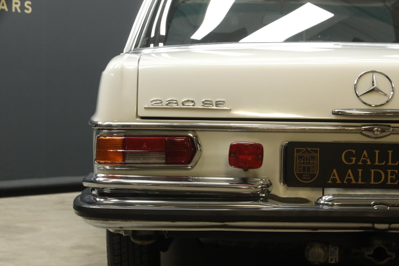 1970 Mercedes - Benz Mercedes Benz 280 SE Automatic &ldquo;Floor shifter&rdquo; Trade-in car