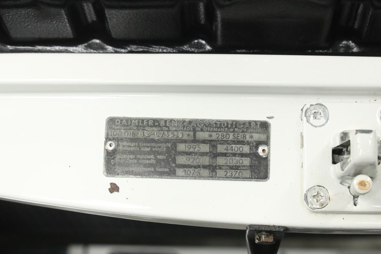 1970 Mercedes - Benz Mercedes Benz 280 SE Automatic &ldquo;Floor shifter&rdquo; Trade-in car