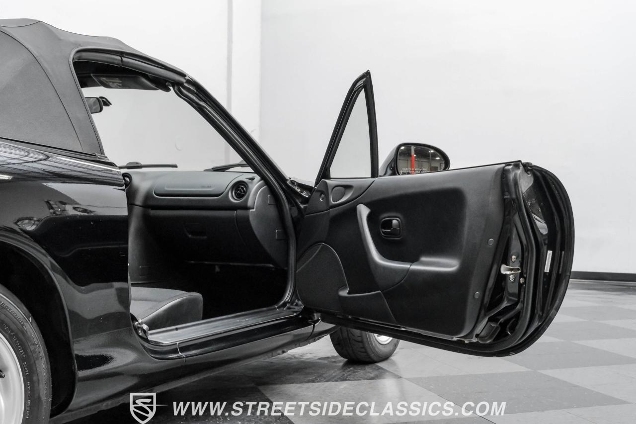 1999 Mazda Miata MX-5