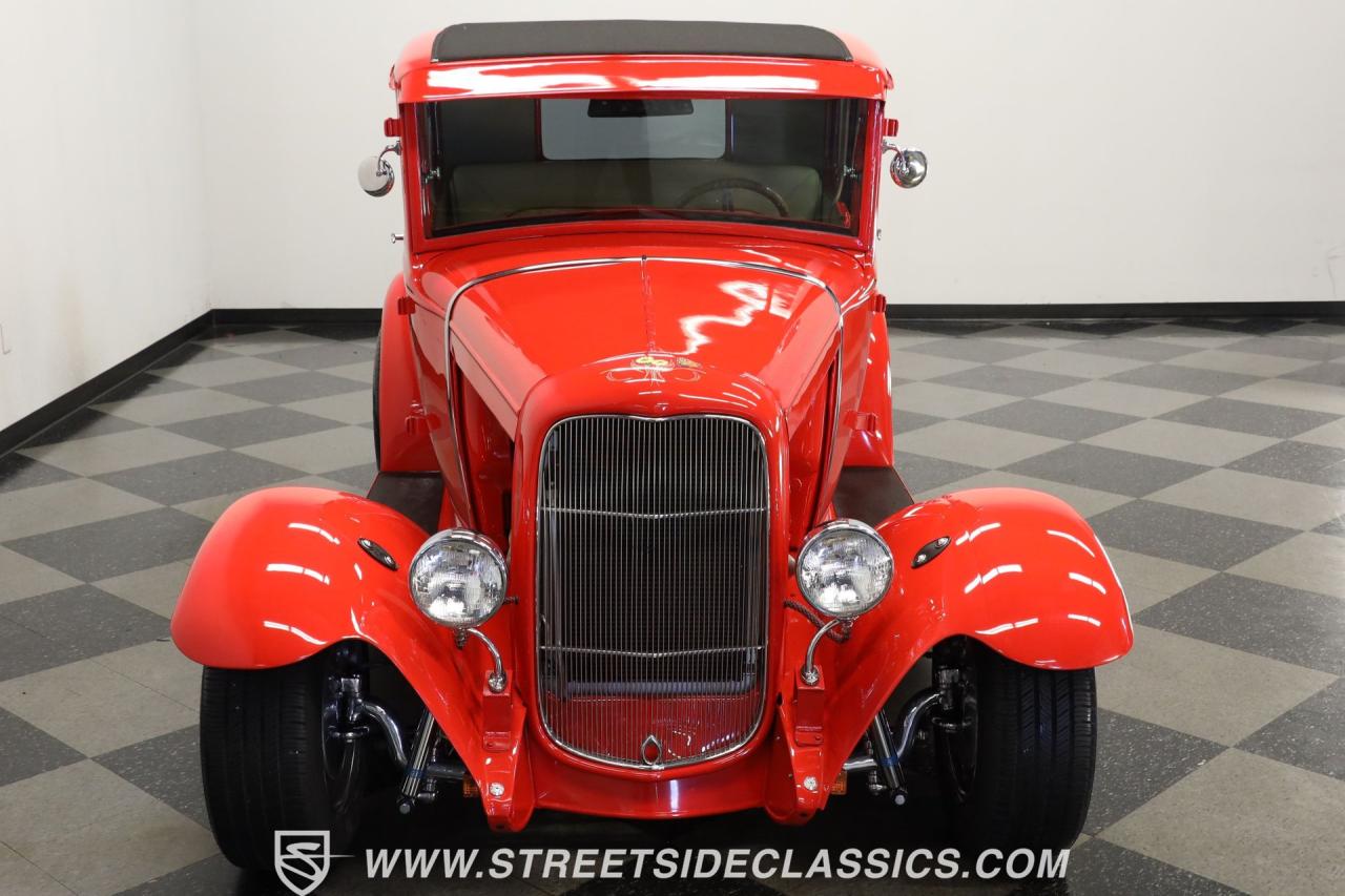 1931 Ford 5-Window Coupe