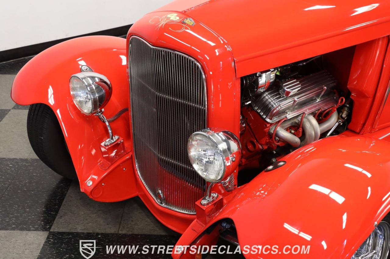 1931 Ford 5-Window Coupe