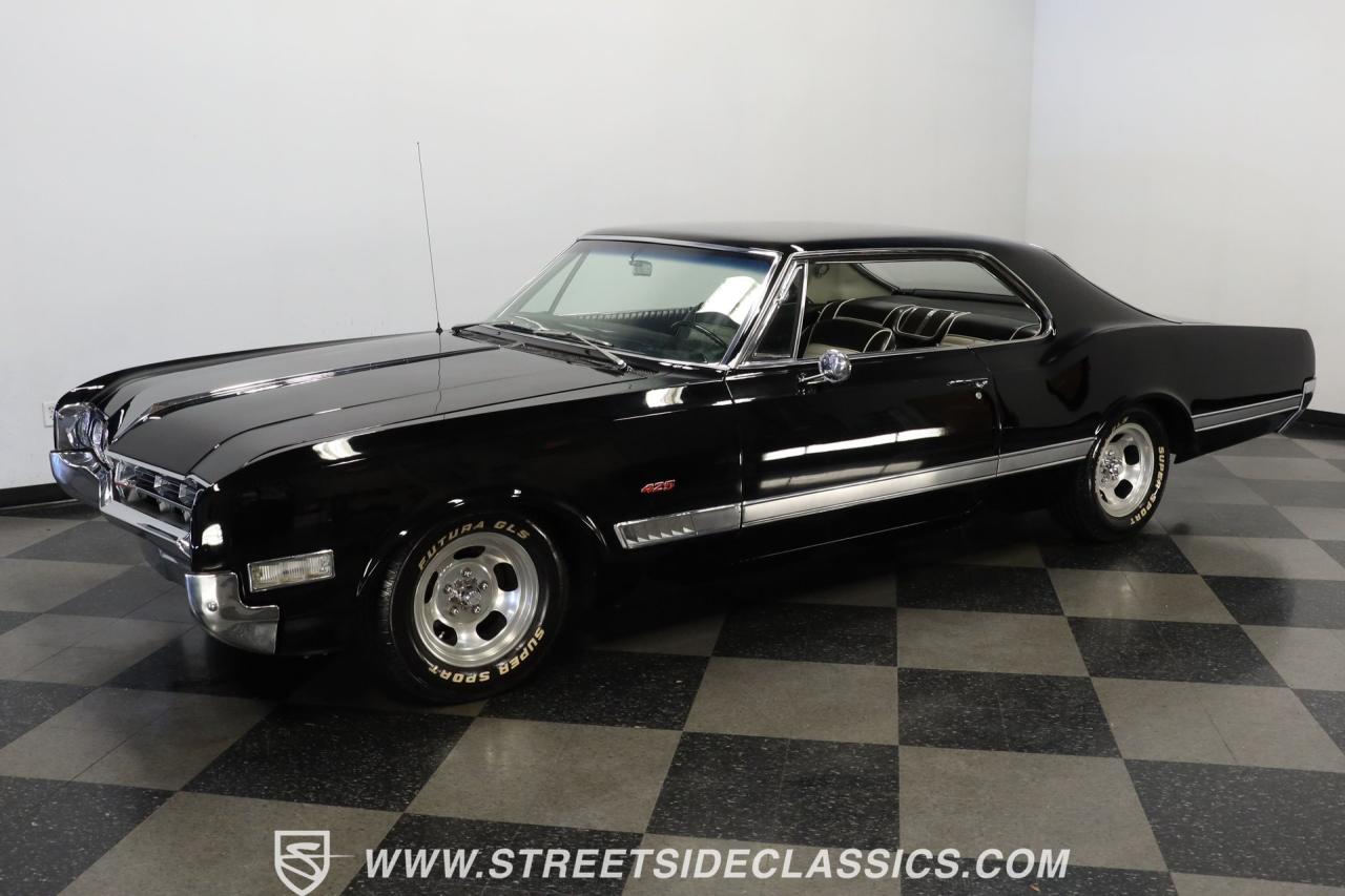 1966 Oldsmobile Starfire
