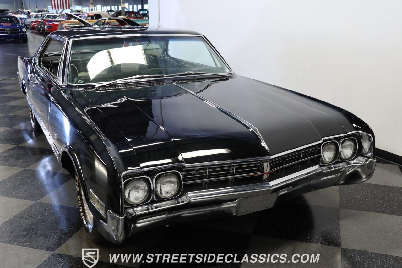1966 Oldsmobile Starfire
